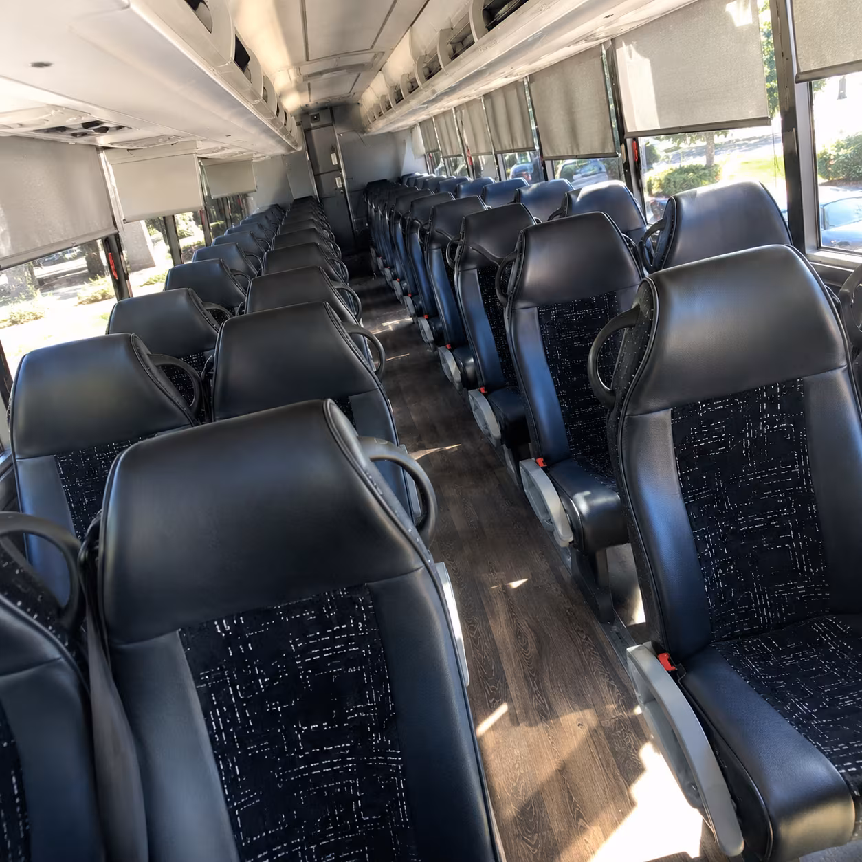 charter buses for athens museum and science field trips