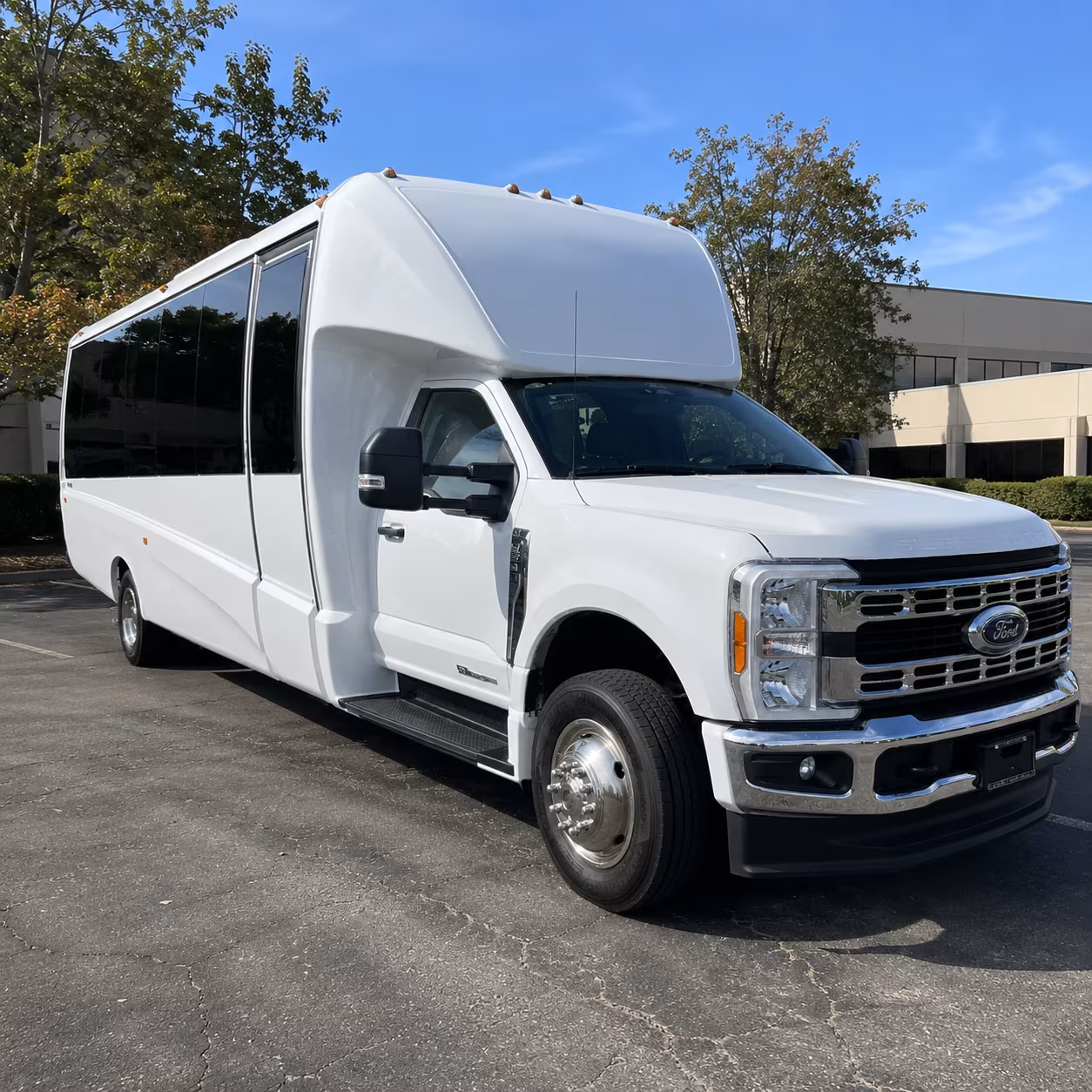 corporate airport transfer buses between athens and hartsfield jackson atl