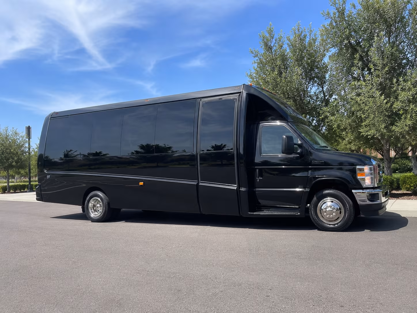 find the perfect transportation for your next corporate event 1
